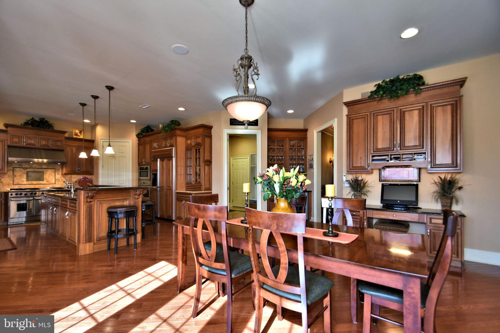 DUTCHESS FARM ESTS - Residential