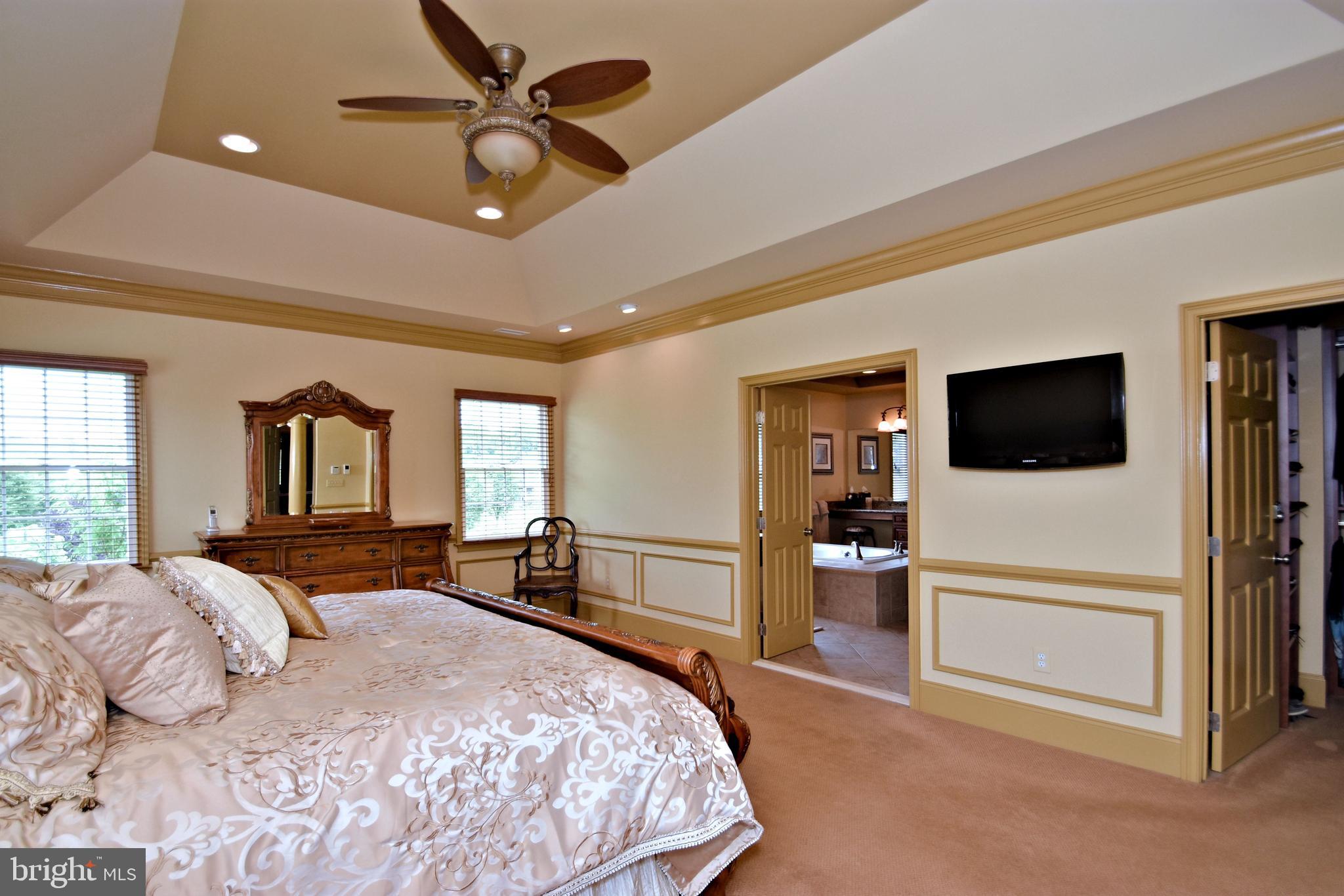 DUTCHESS FARM ESTS - Residential