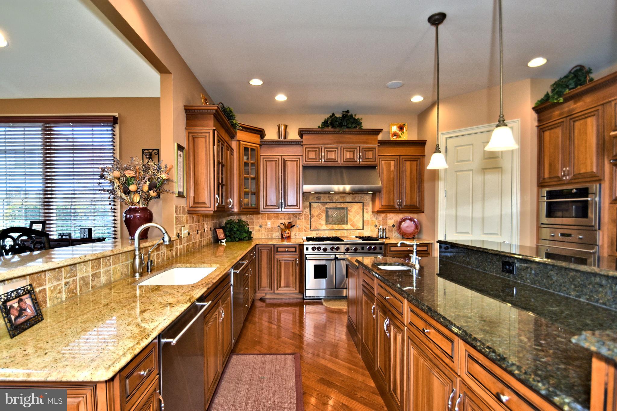 DUTCHESS FARM ESTS - Residential