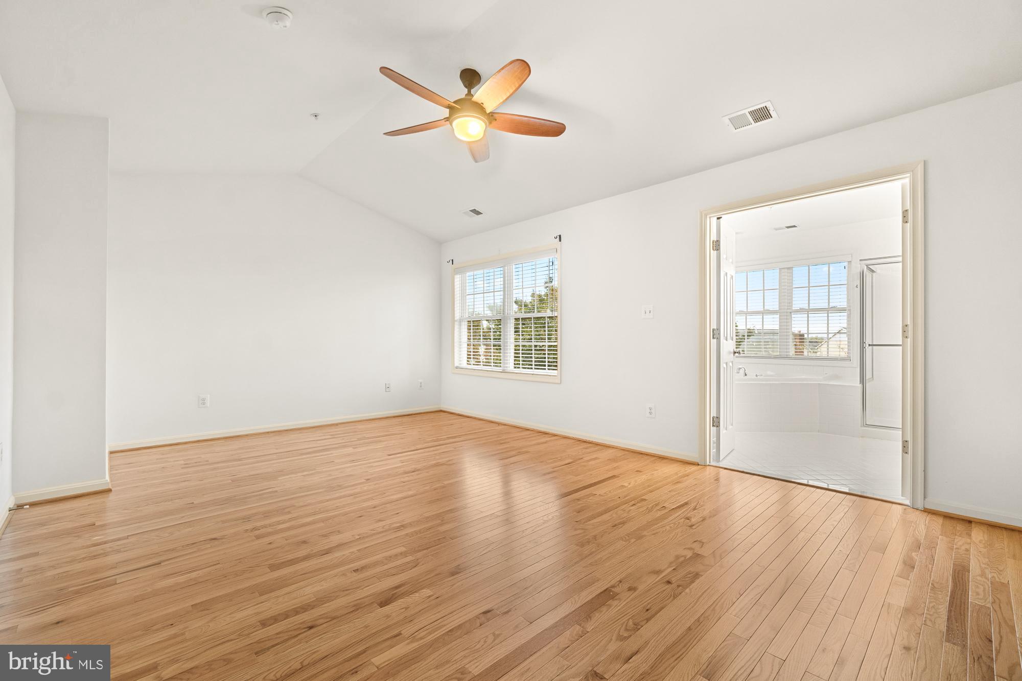 MONTJOY - Residential