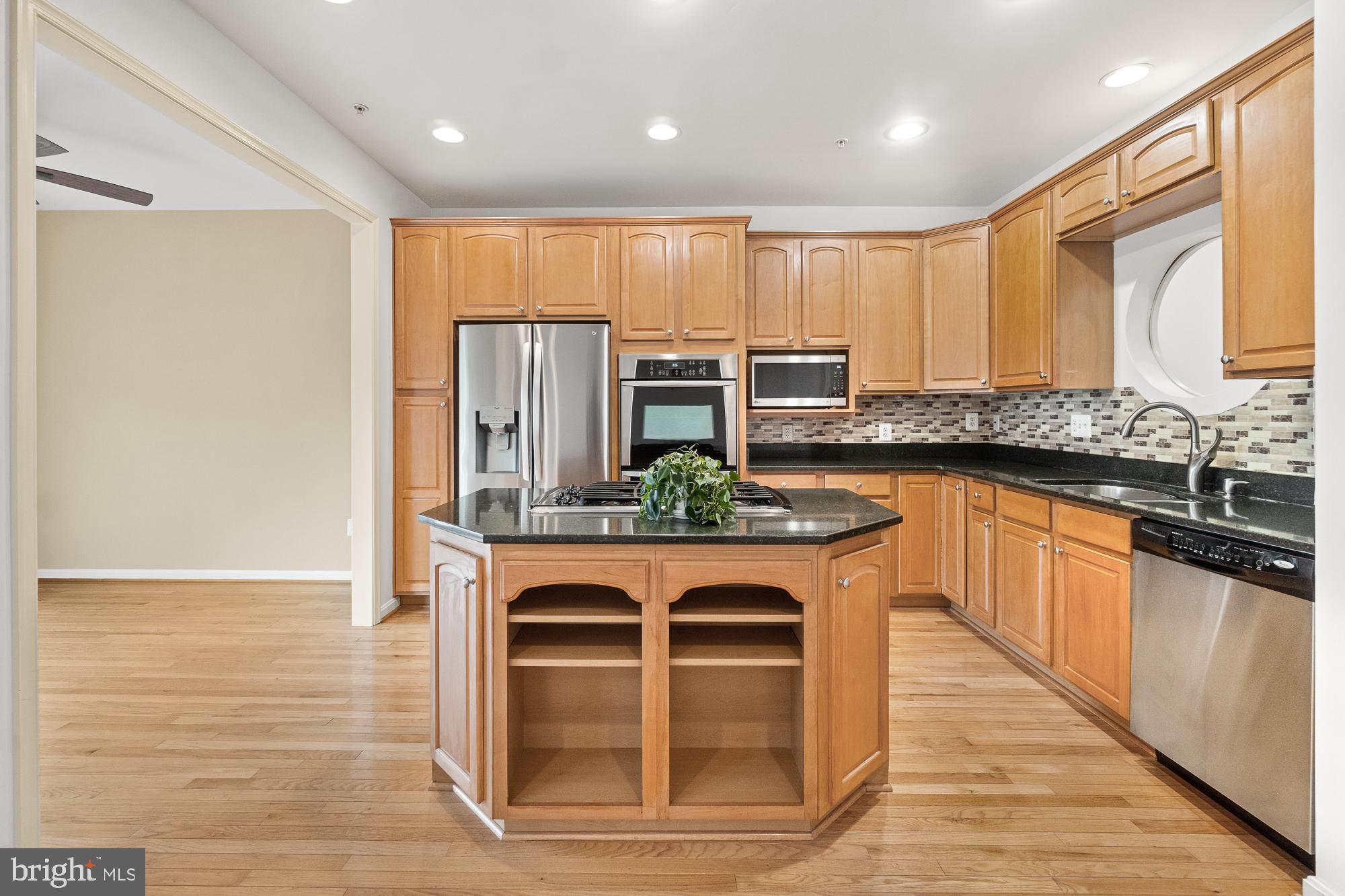 MONTJOY - Residential