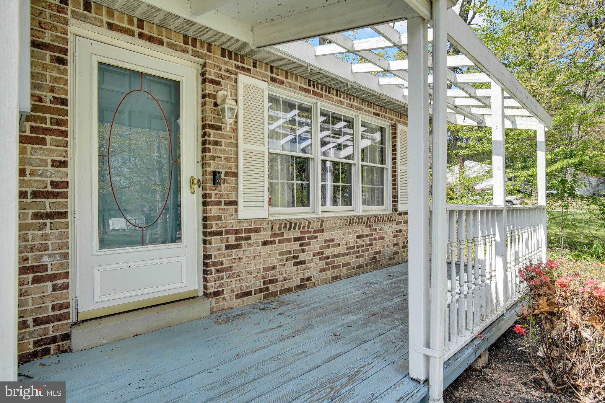 SHERWOOD FOREST - Residential