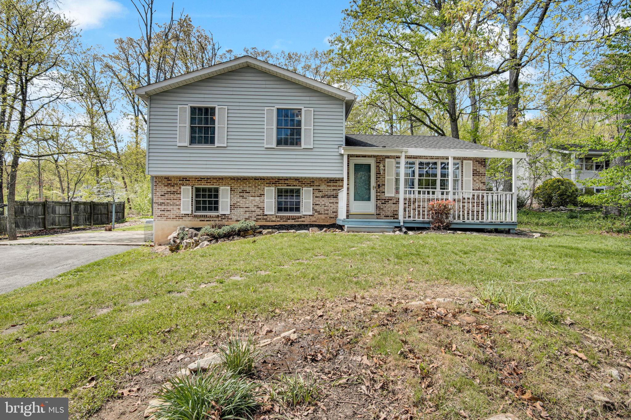 SHERWOOD FOREST - Residential