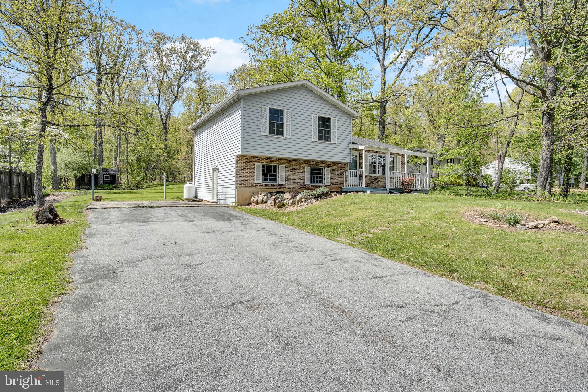 SHERWOOD FOREST - Residential