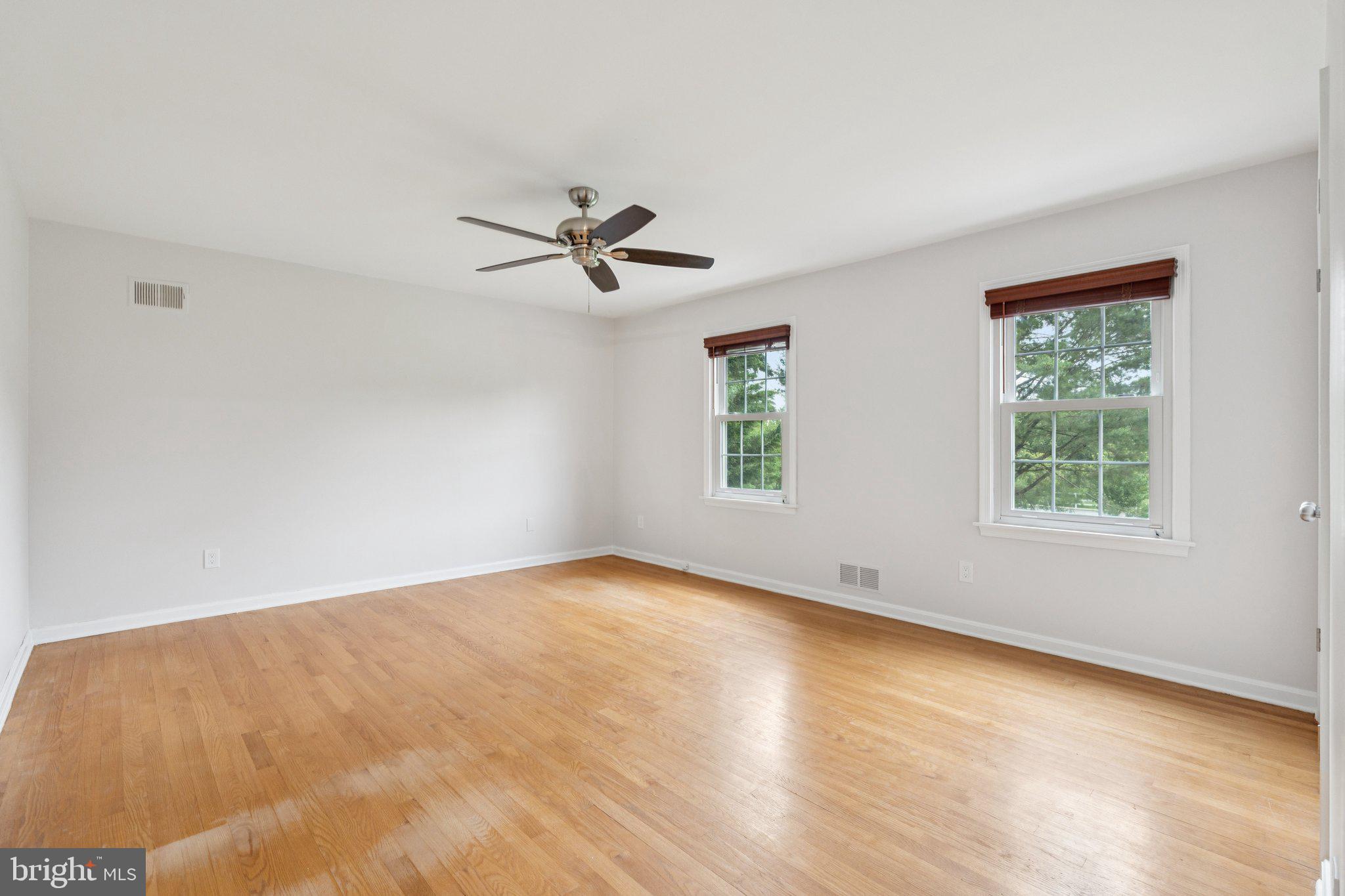 DARNESTOWN OUTSIDE - Residential