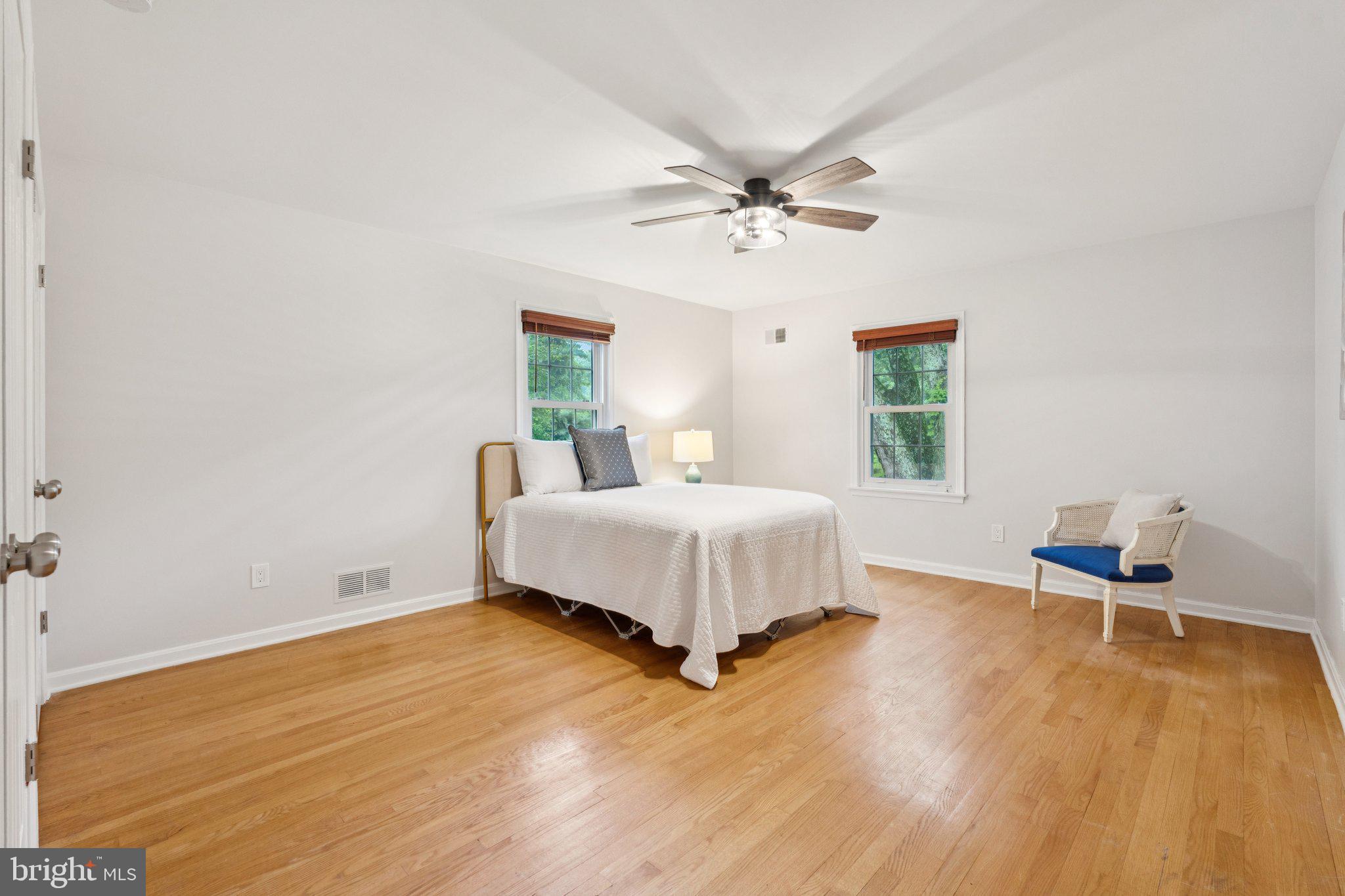 DARNESTOWN OUTSIDE - Residential