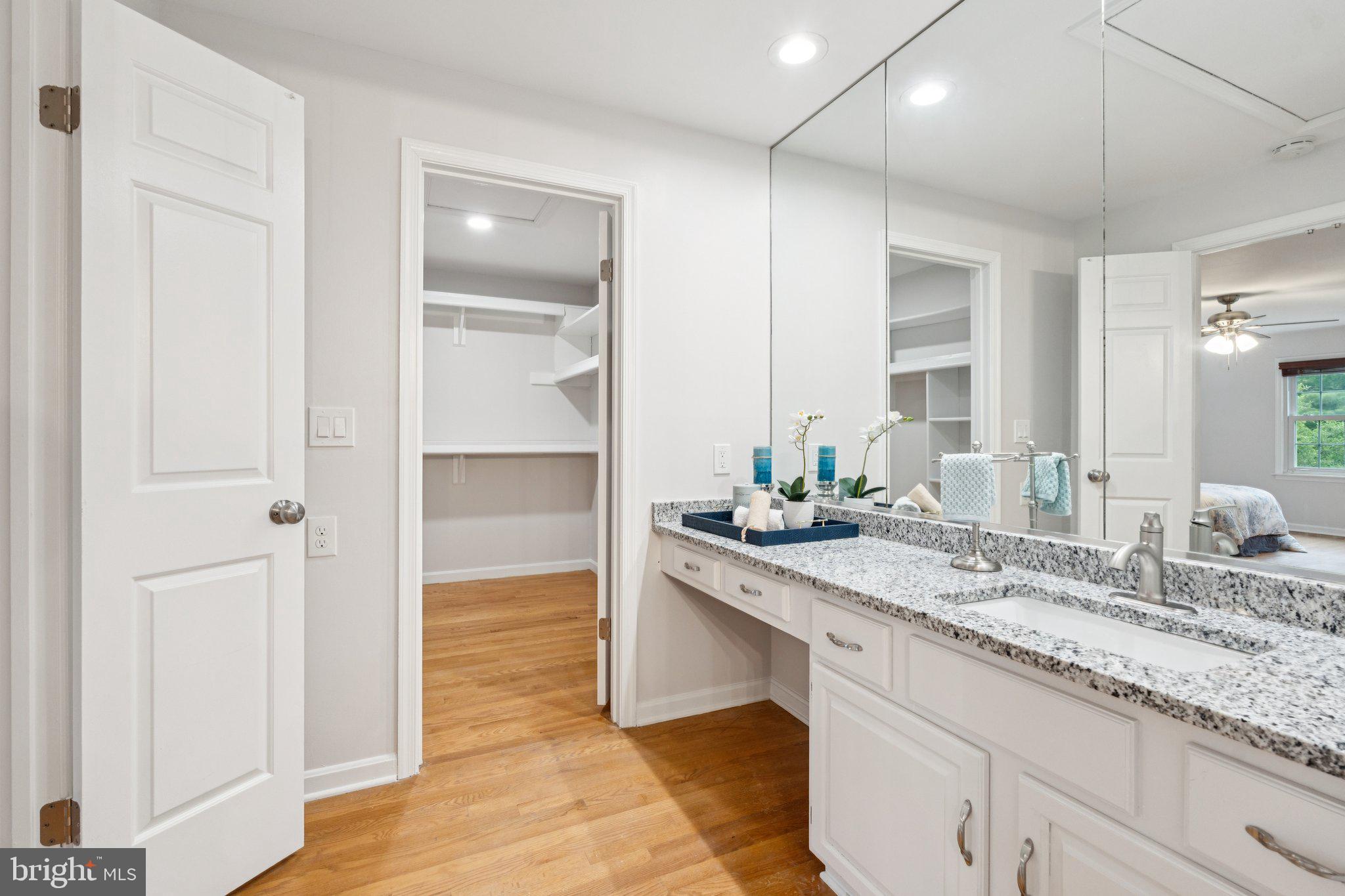 DARNESTOWN OUTSIDE - Residential