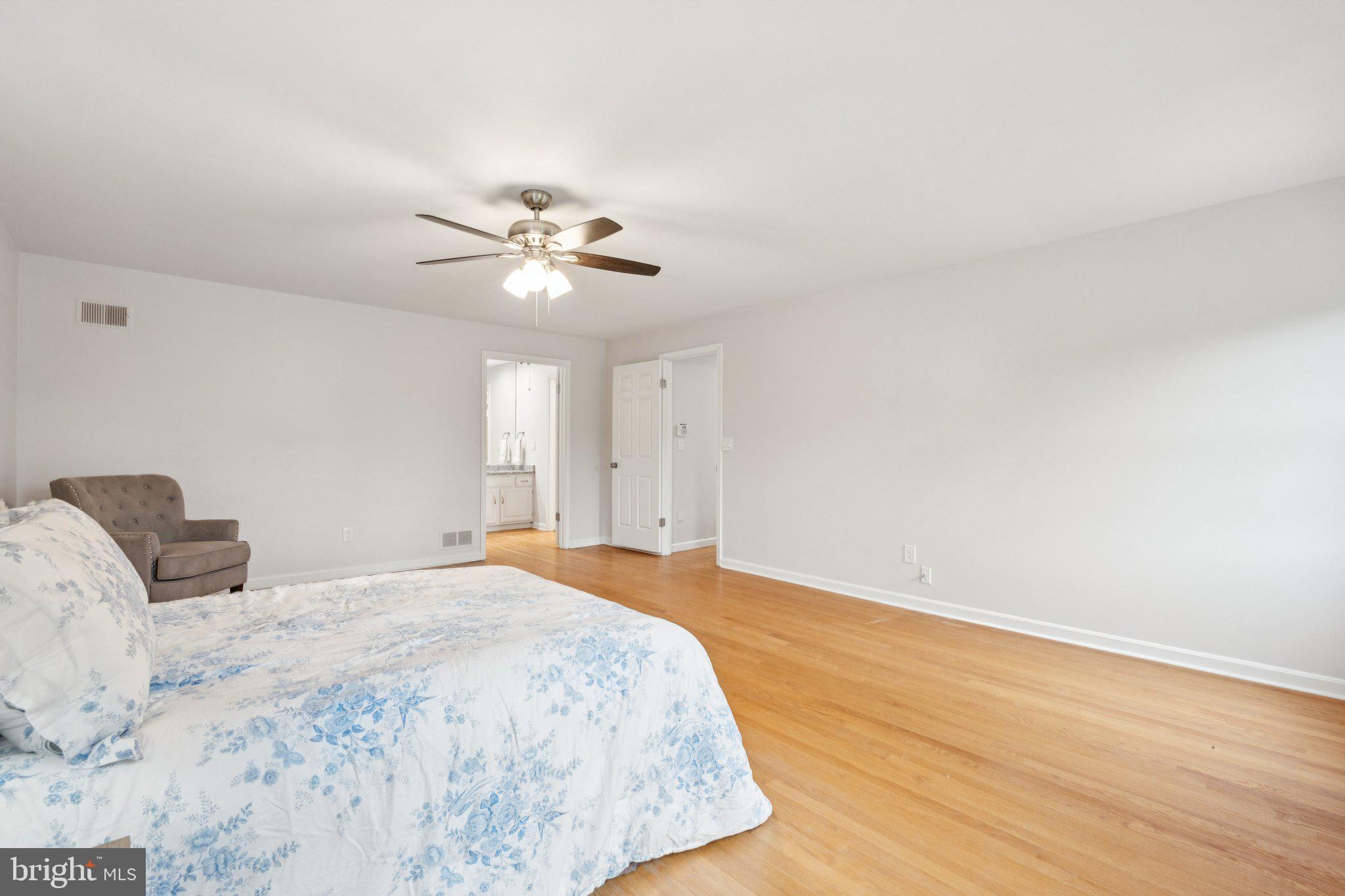 DARNESTOWN OUTSIDE - Residential