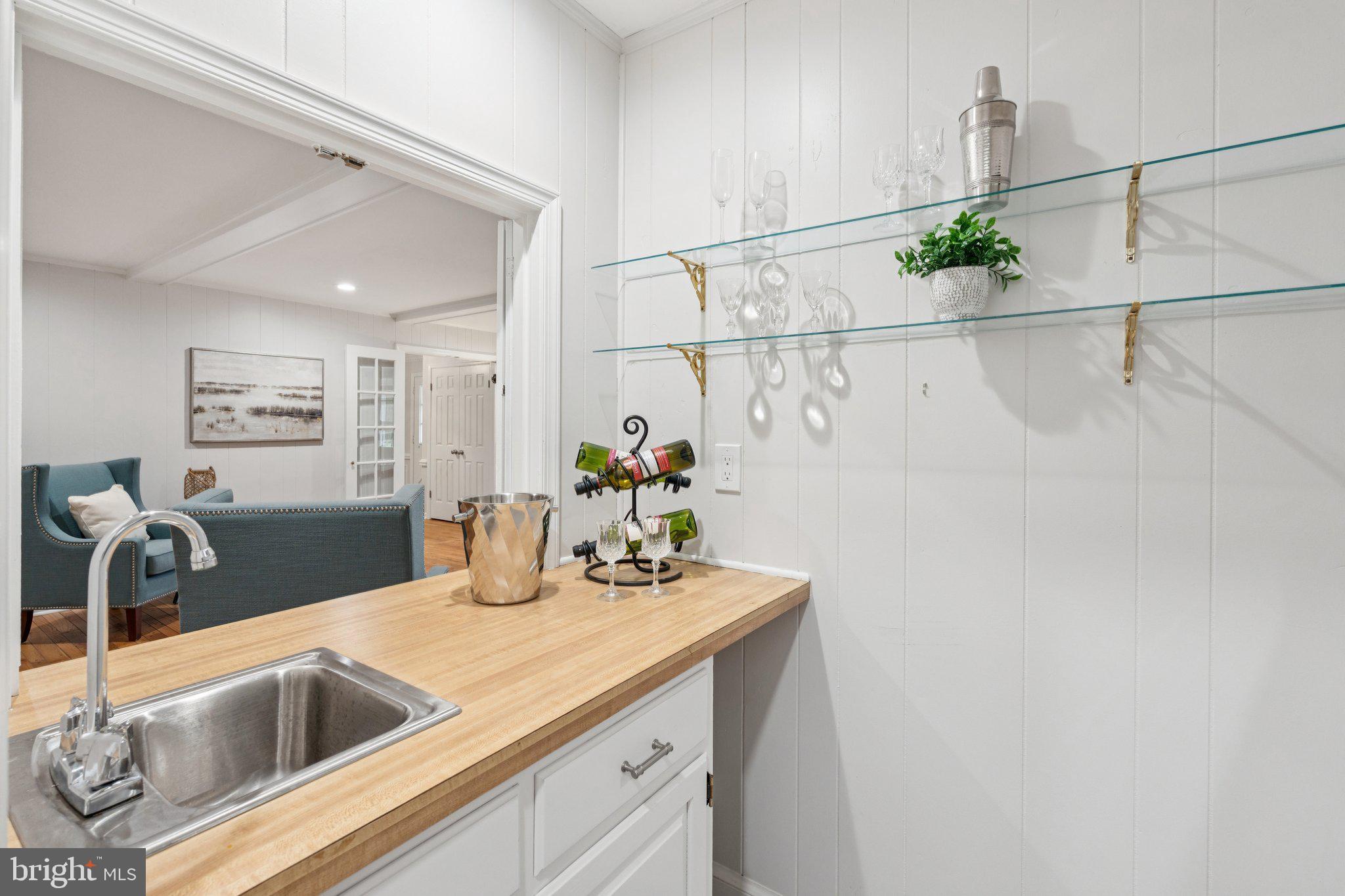 DARNESTOWN OUTSIDE - Residential