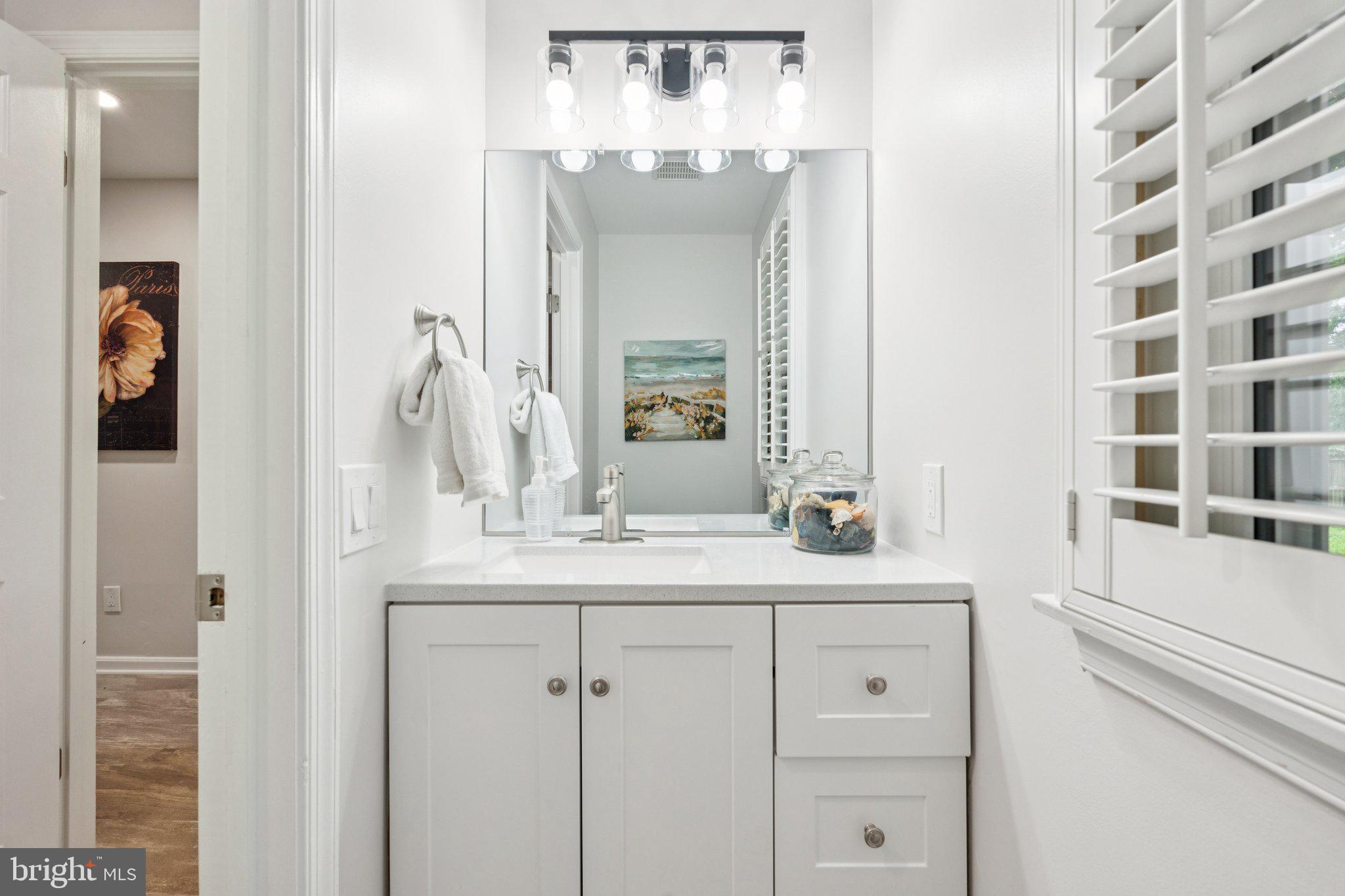 DARNESTOWN OUTSIDE - Residential