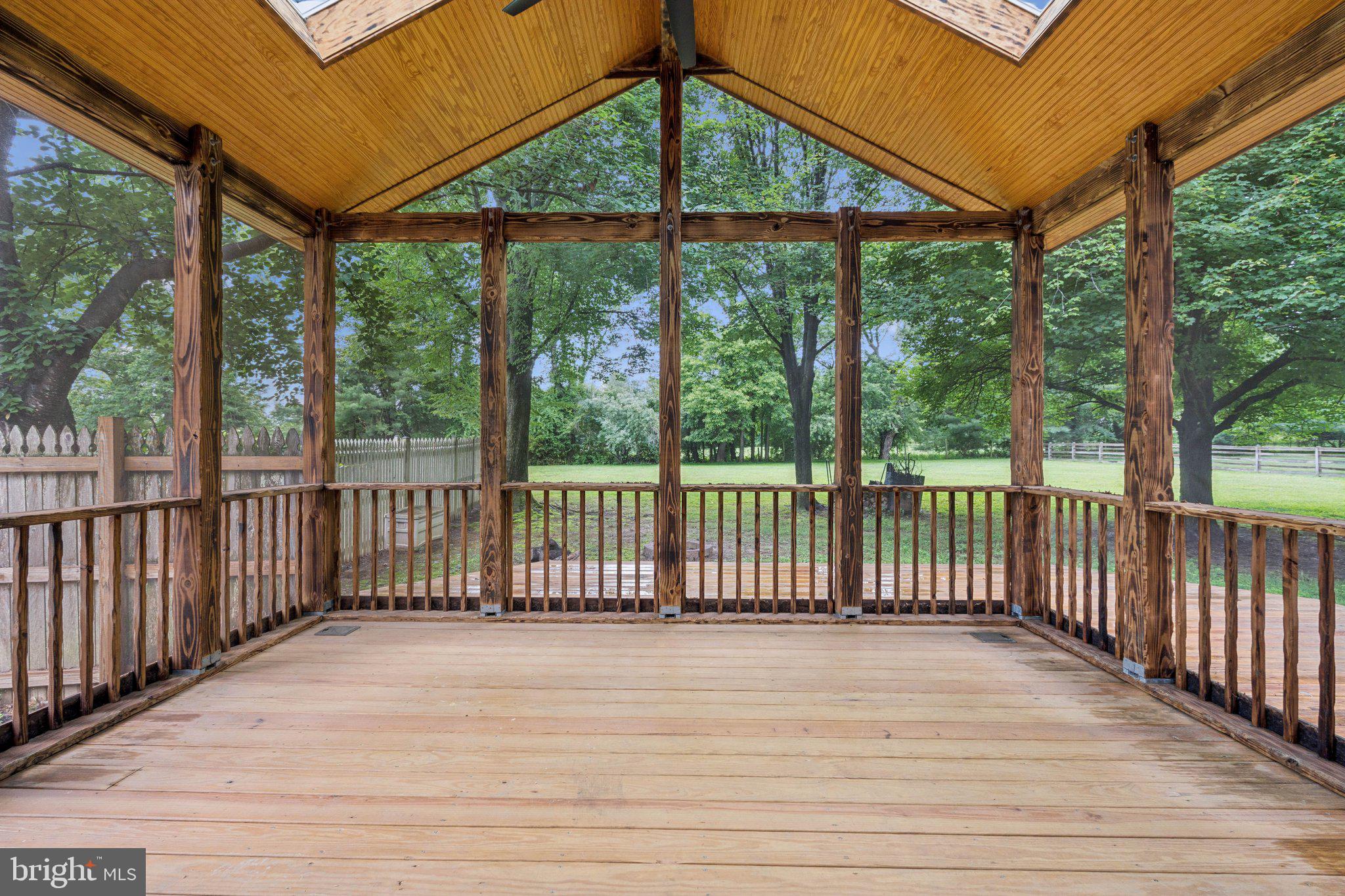 DARNESTOWN OUTSIDE - Residential