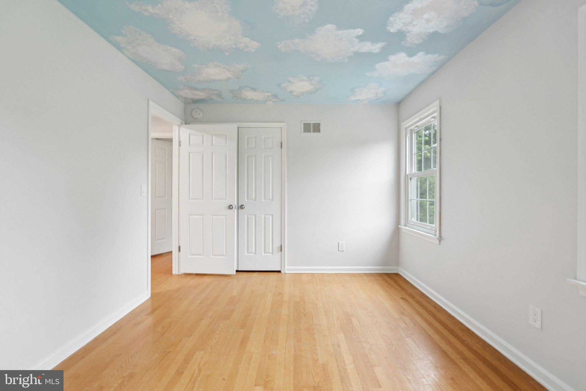 DARNESTOWN OUTSIDE - Residential