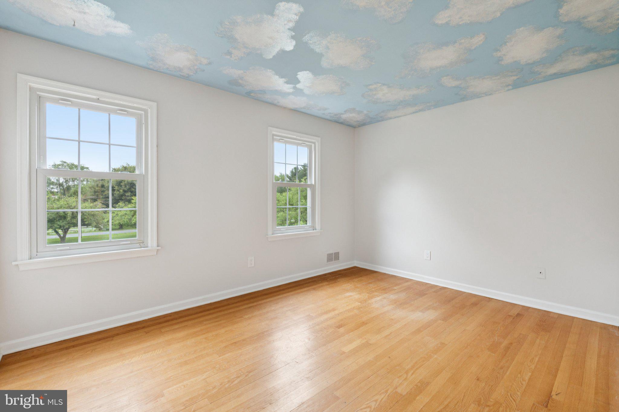 DARNESTOWN OUTSIDE - Residential