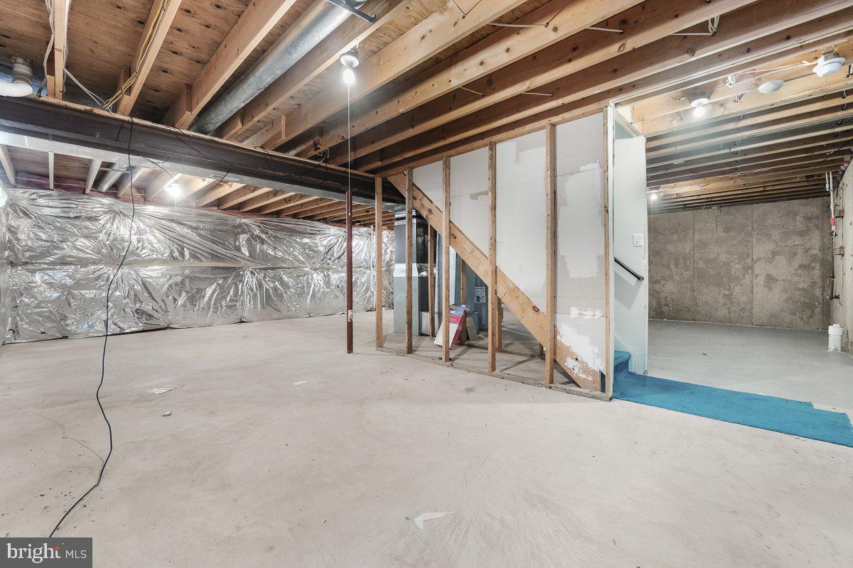 SPRING RIDGE - Residential