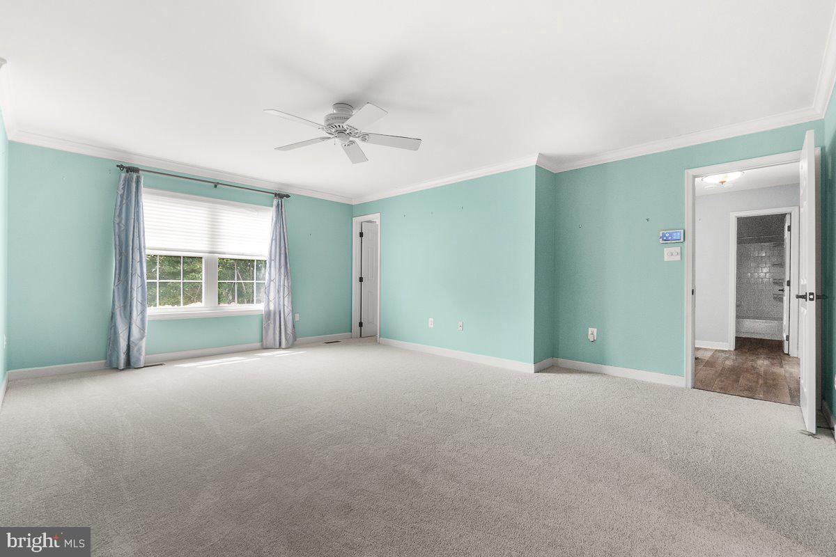 SPRING RIDGE - Residential