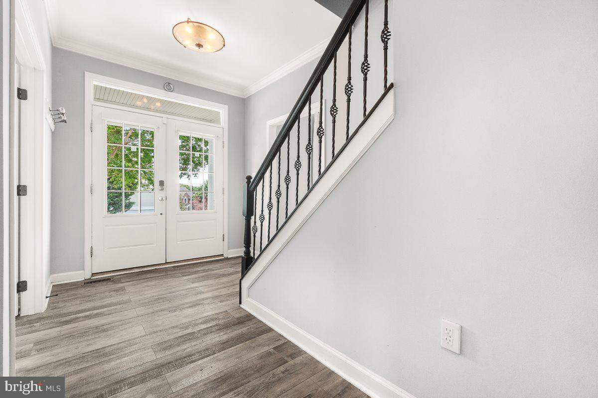 SPRING RIDGE - Residential