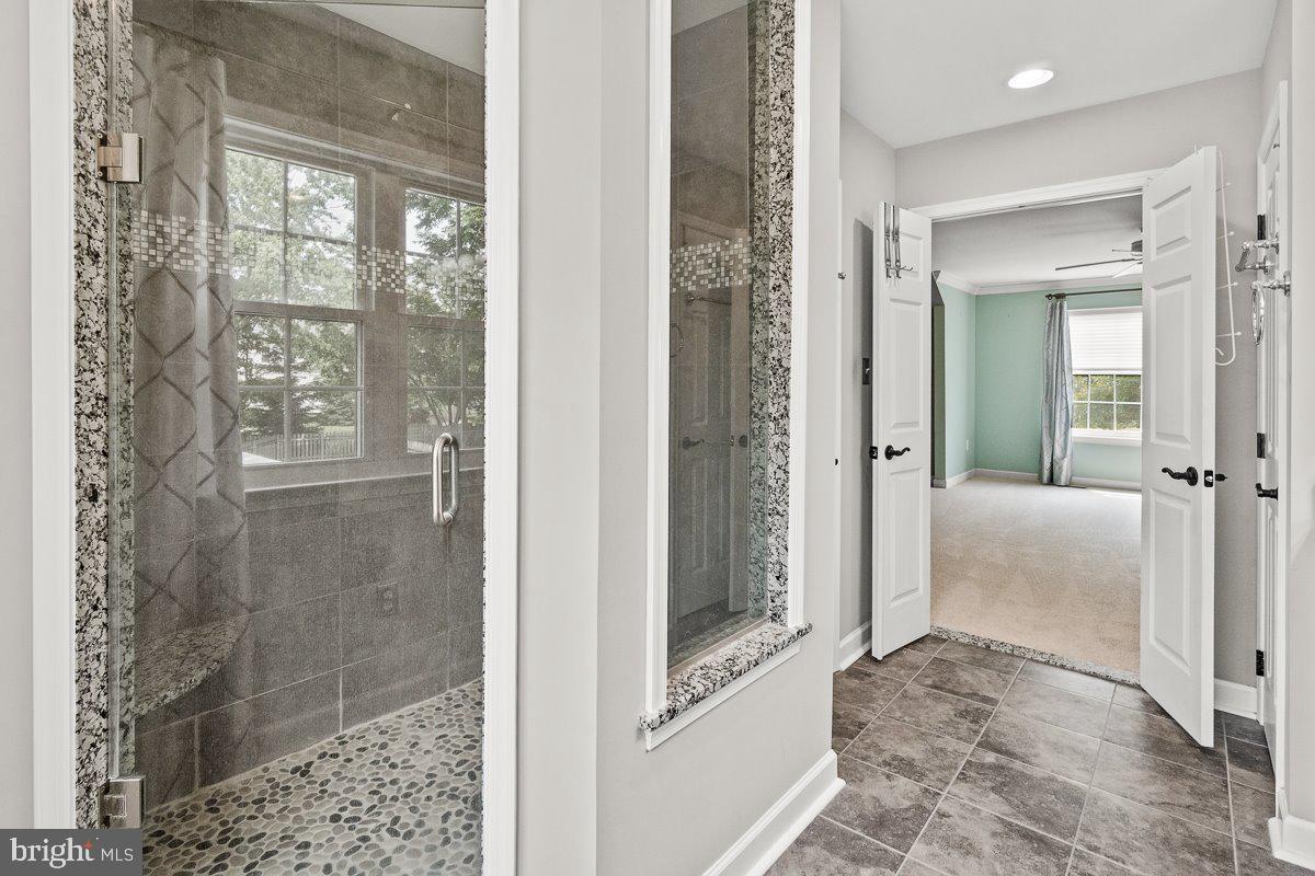 SPRING RIDGE - Residential