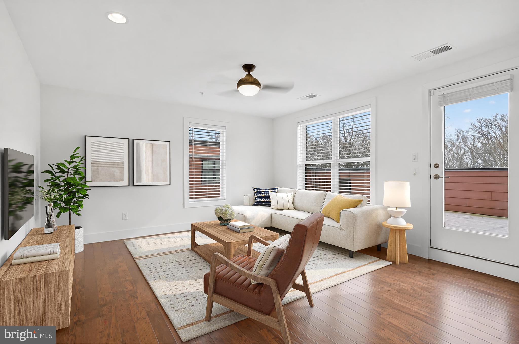 TOWER OAKS - Residential