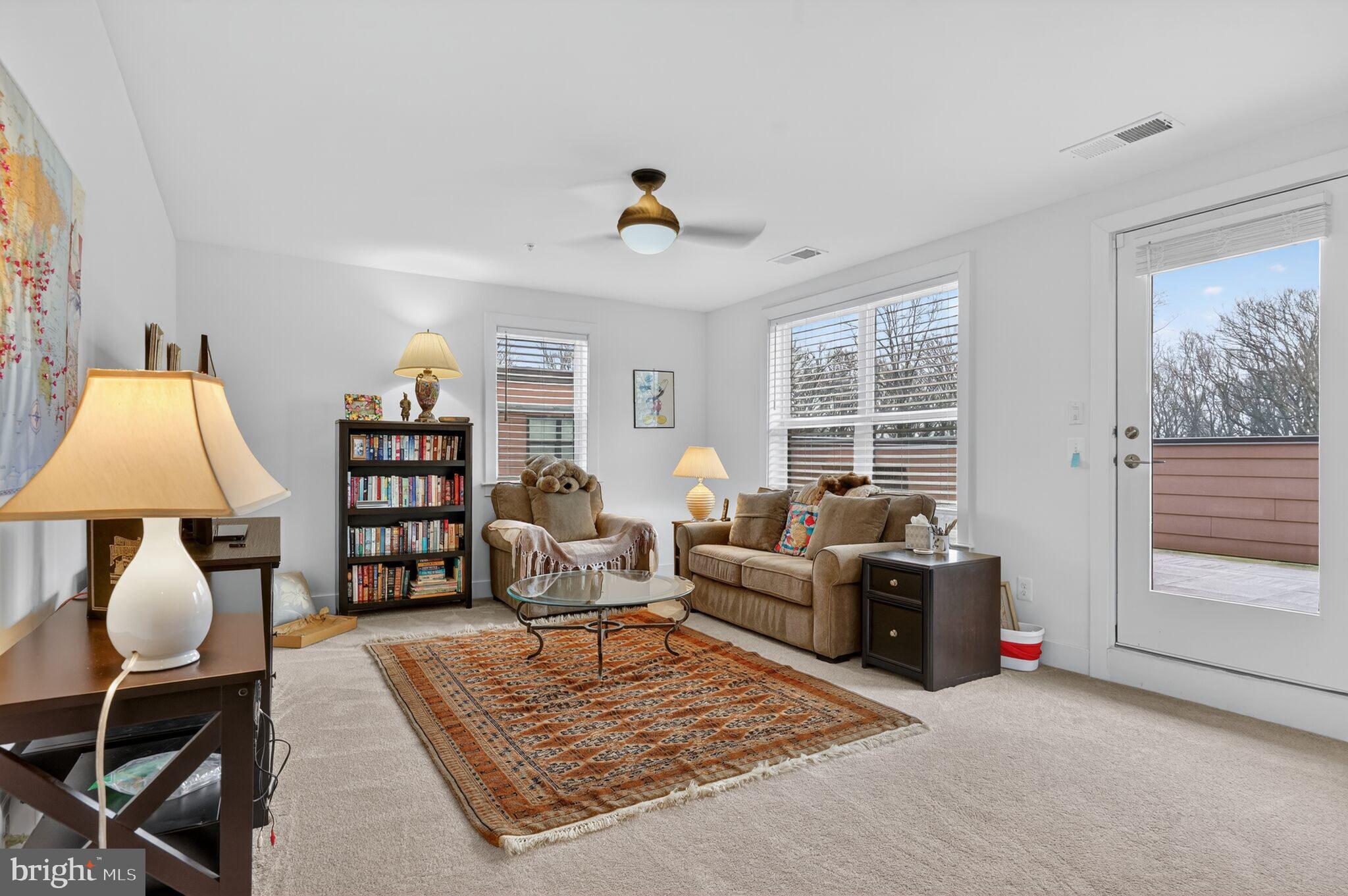 TOWER OAKS - Residential