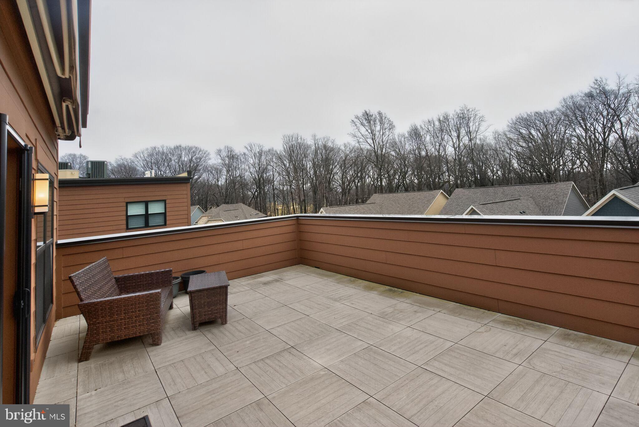 TOWER OAKS - Residential