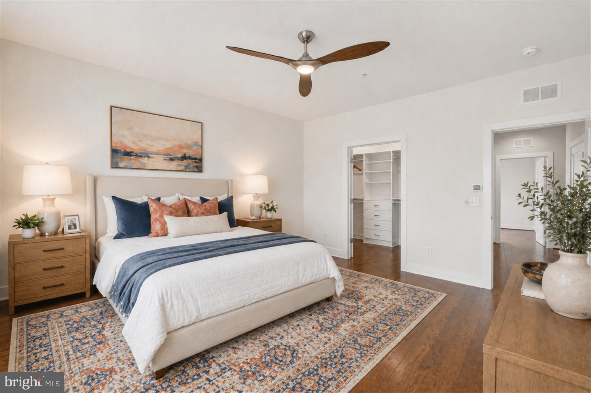 TOWER OAKS - Residential