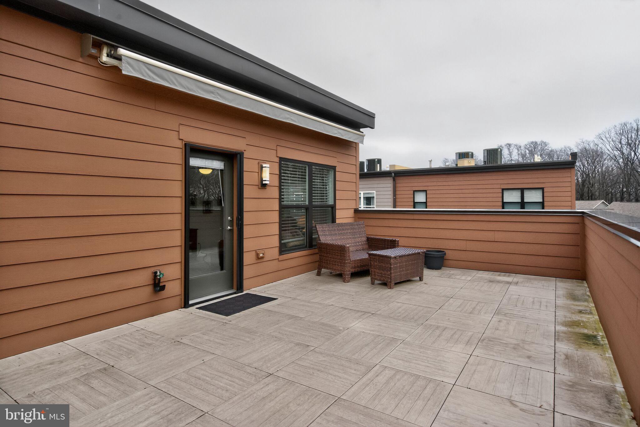 TOWER OAKS - Residential