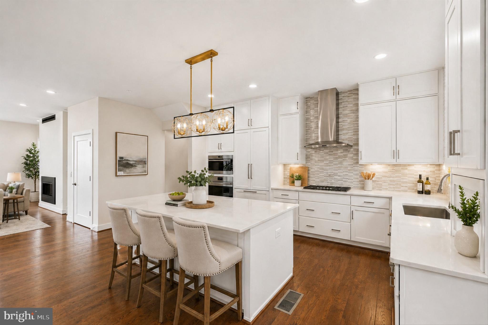 TOWER OAKS - Residential