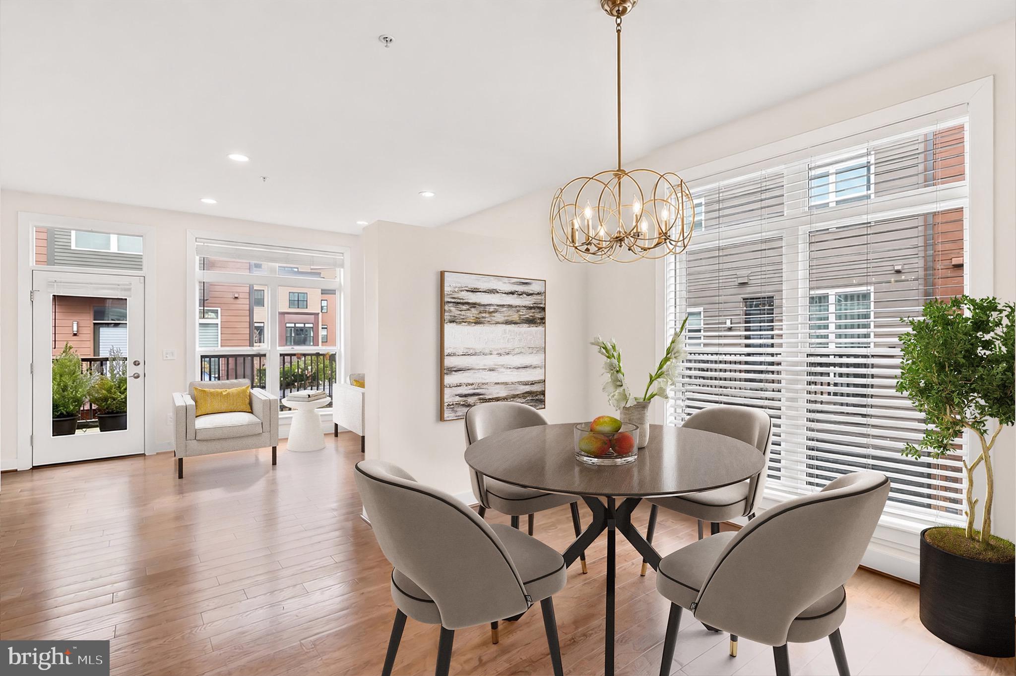 TOWER OAKS - Residential