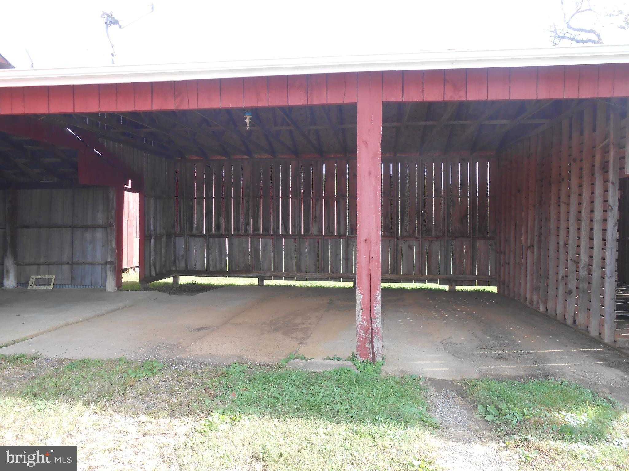 ANCIENT OAKS - Residential Lease