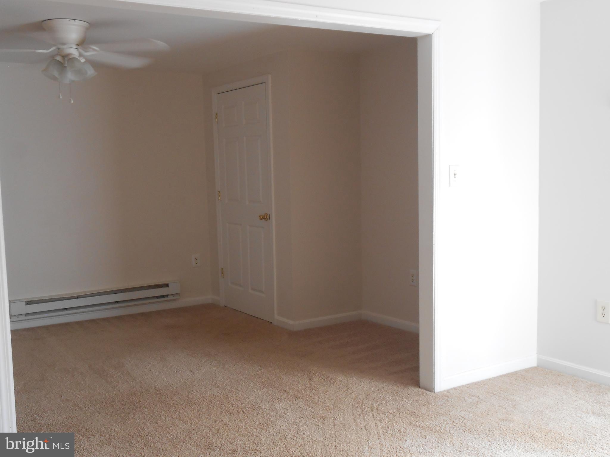 ANCIENT OAKS - Residential Lease