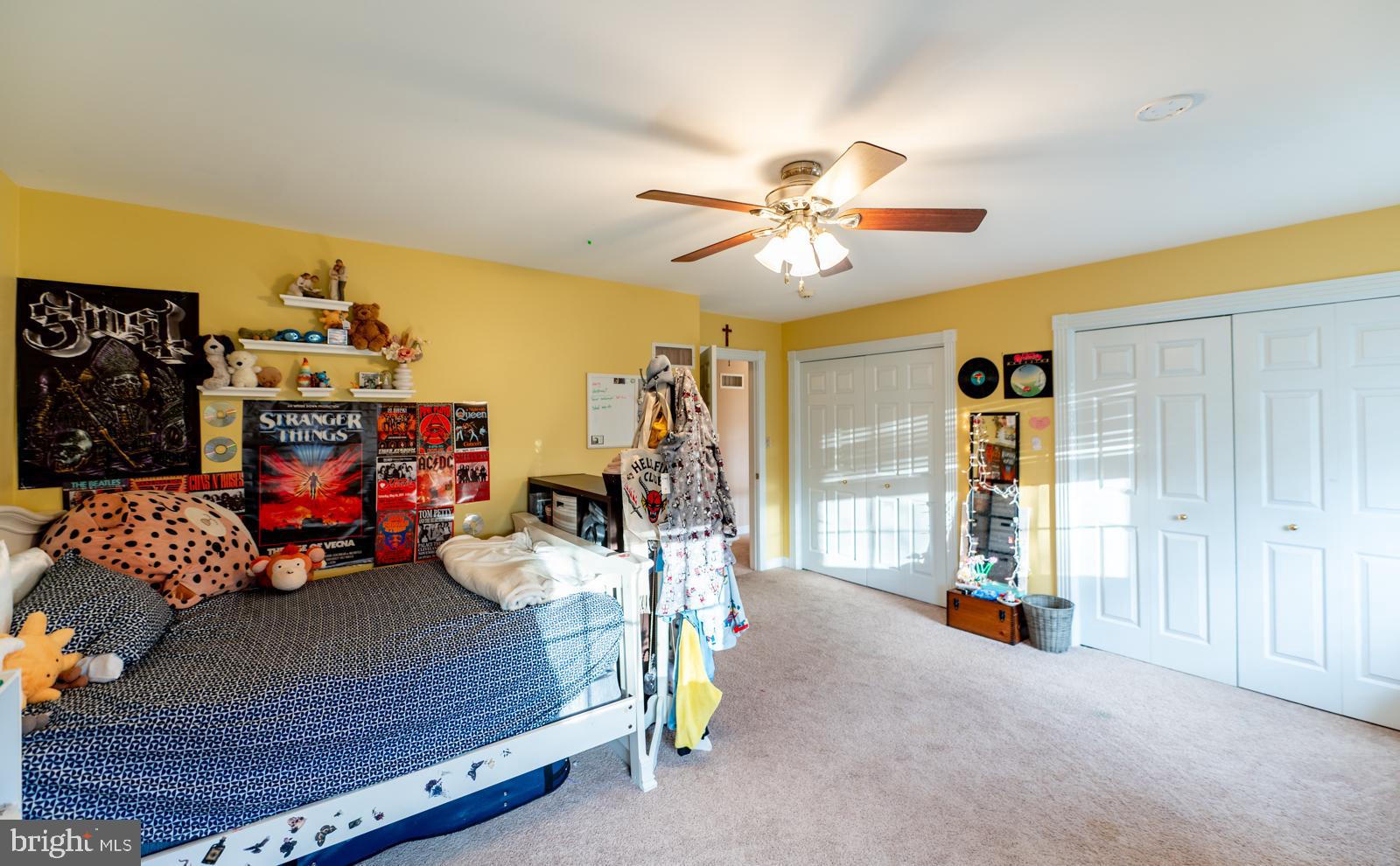 YELLOWHOUSE - Residential