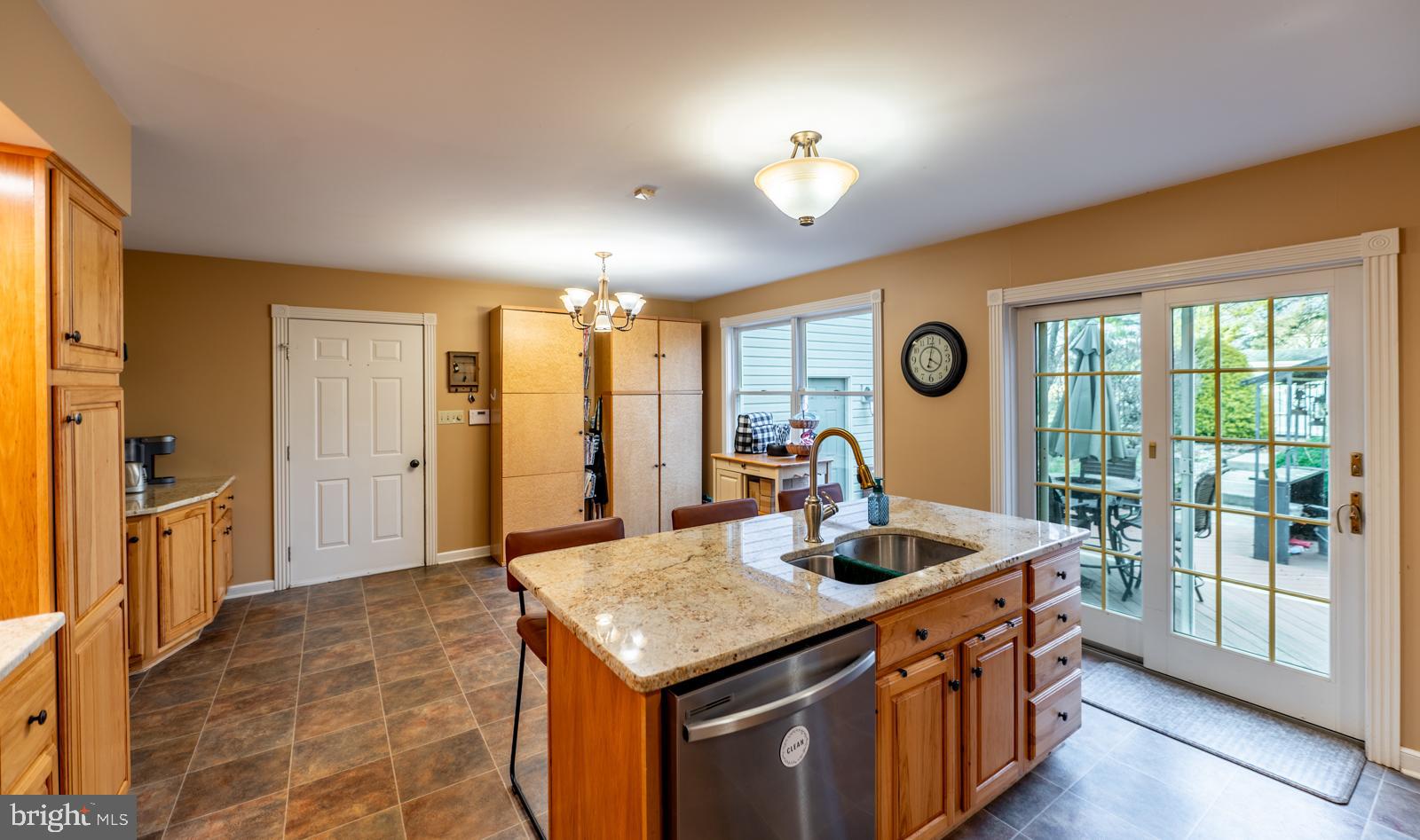 YELLOWHOUSE - Residential