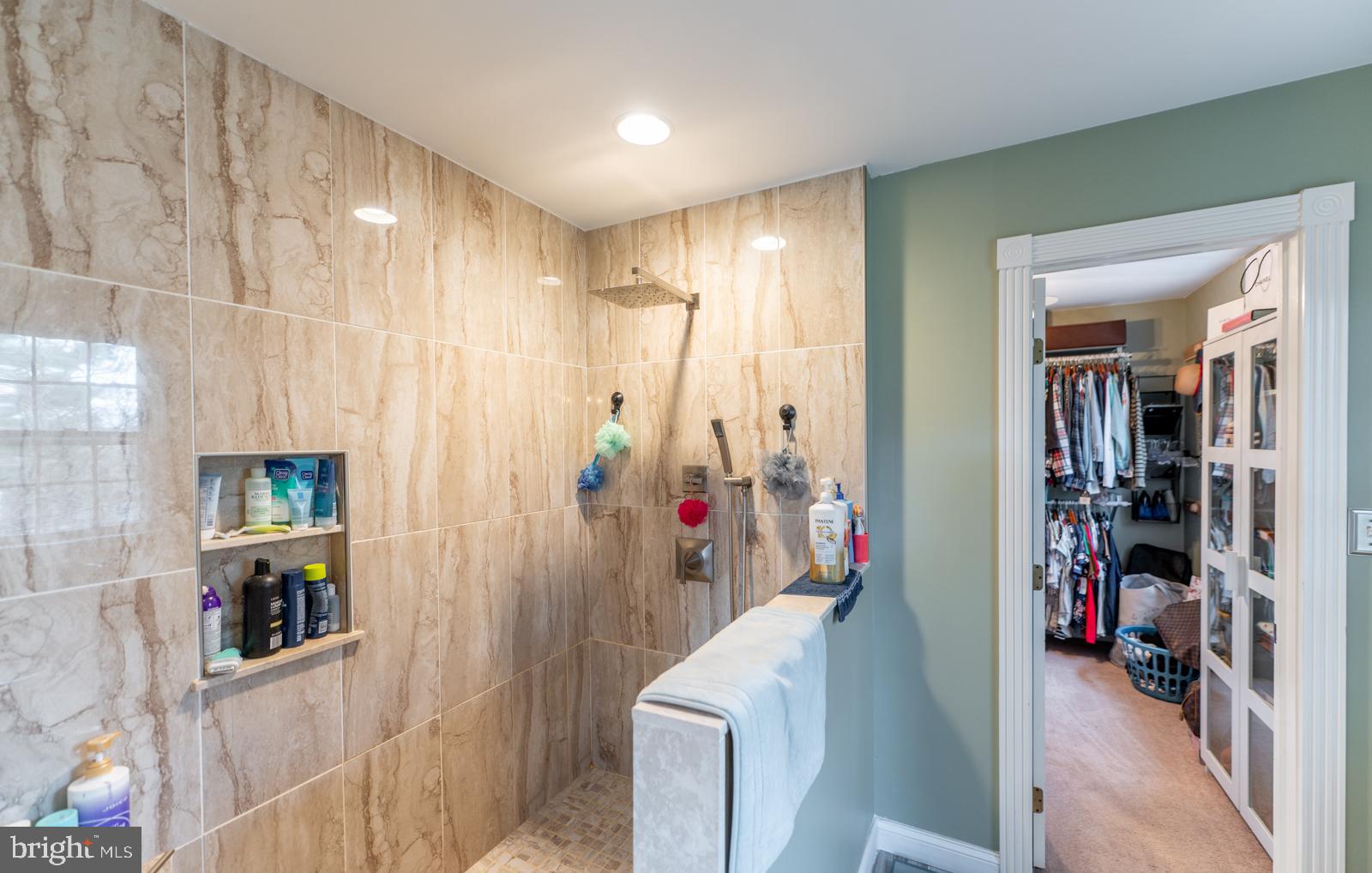 YELLOWHOUSE - Residential