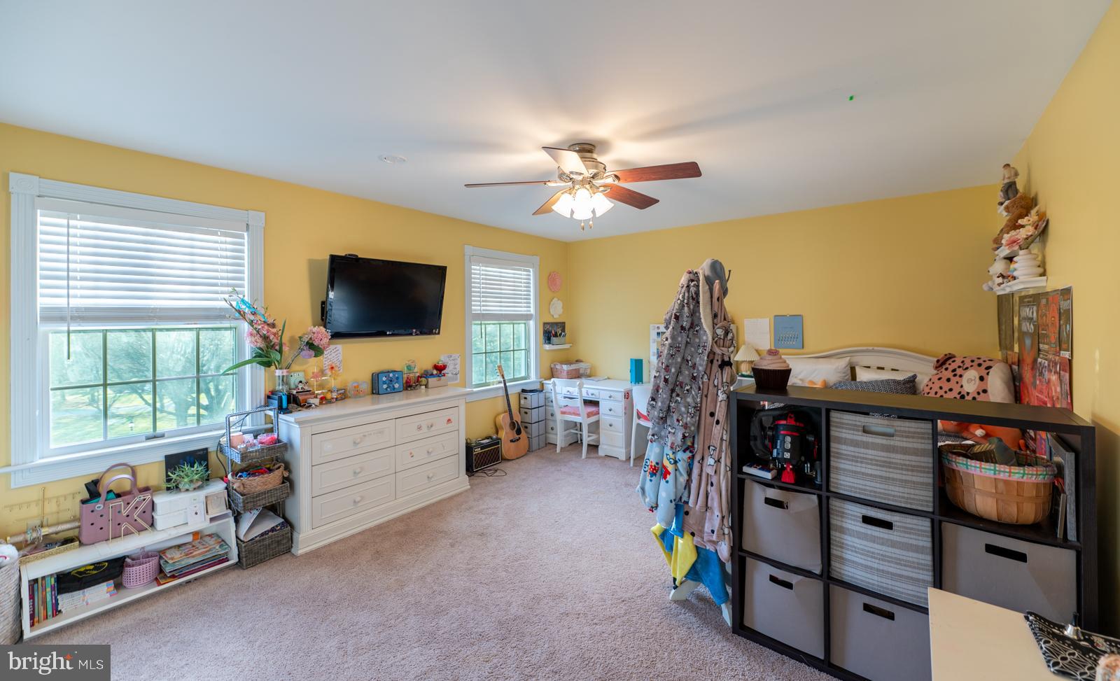 YELLOWHOUSE - Residential