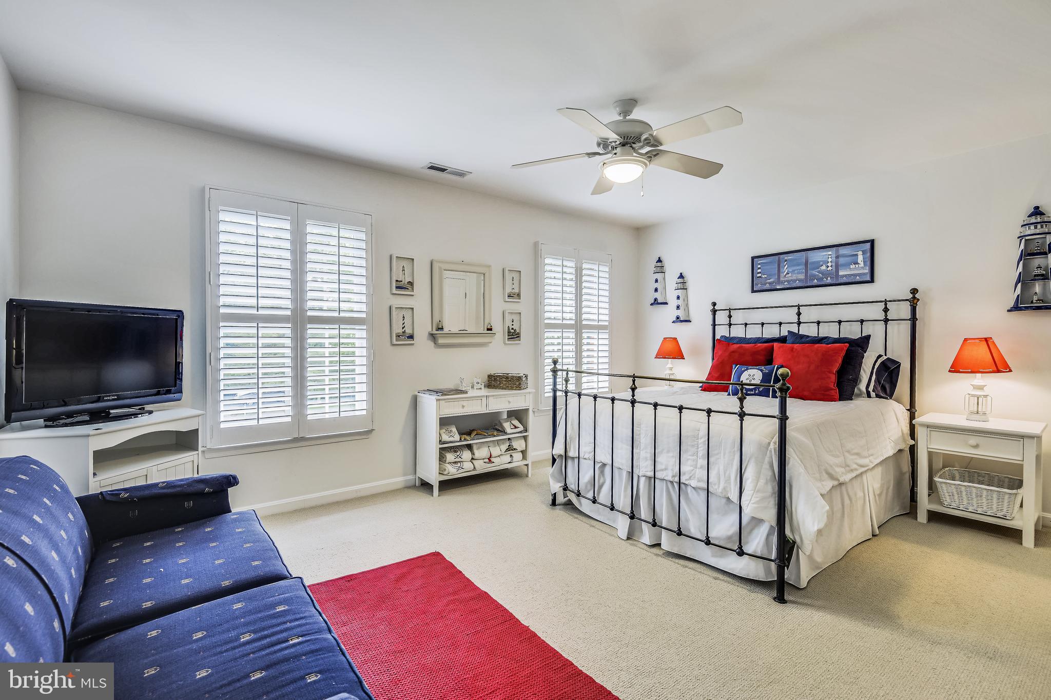 POPLAR POINT - Residential