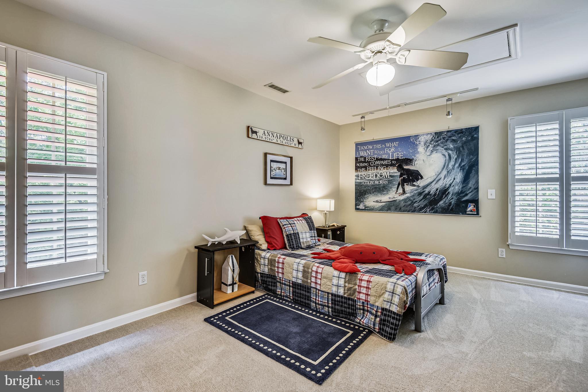 POPLAR POINT - Residential