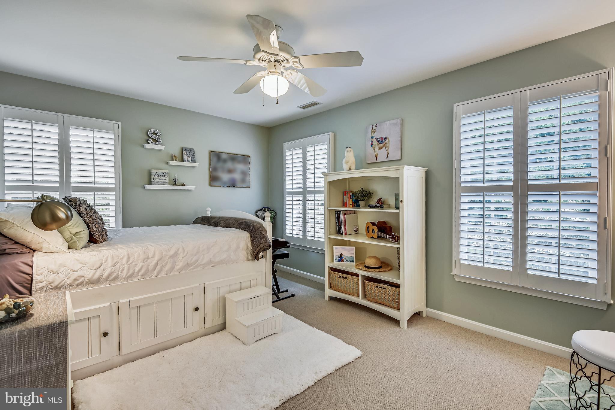 POPLAR POINT - Residential