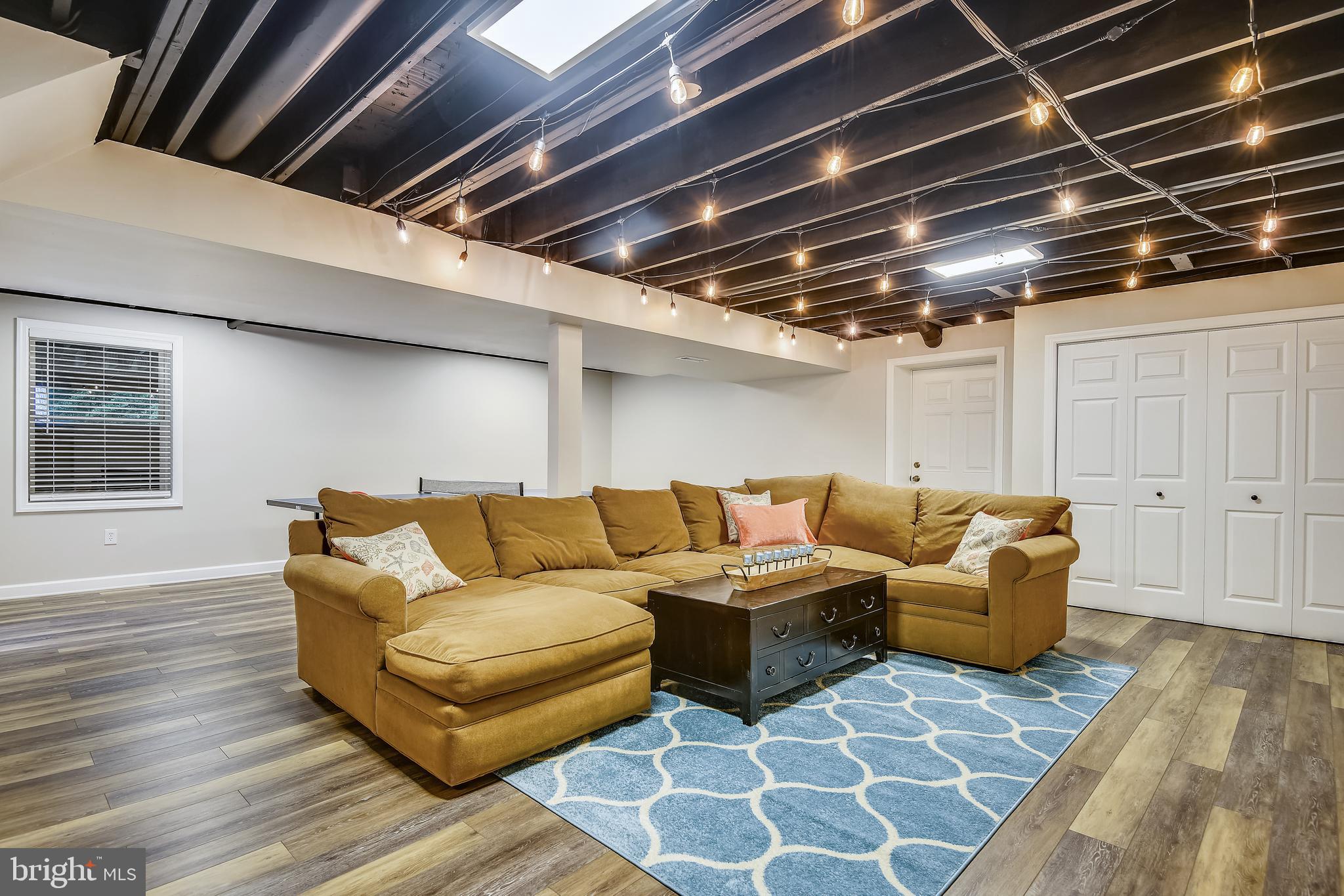 POPLAR POINT - Residential