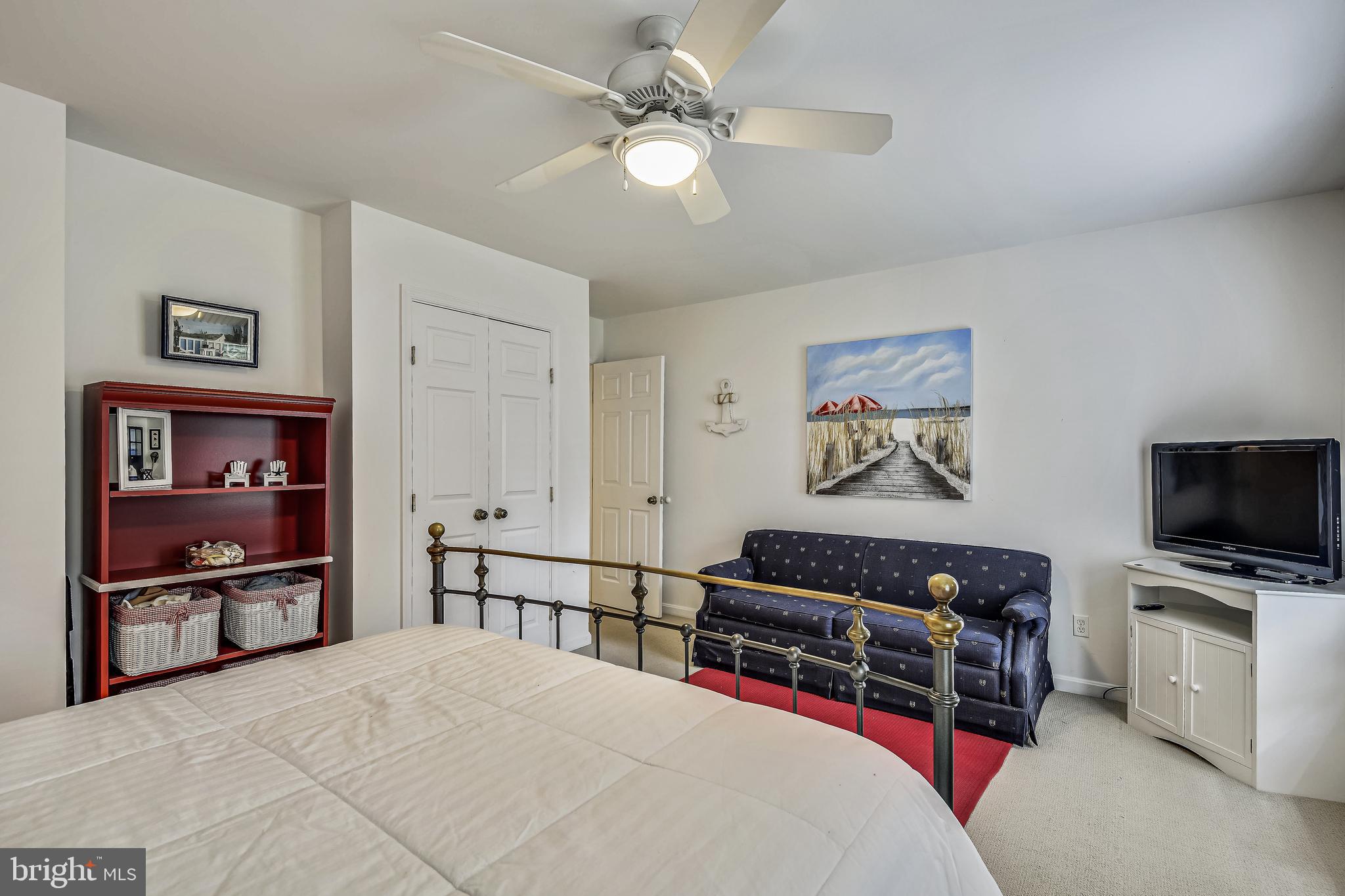 POPLAR POINT - Residential