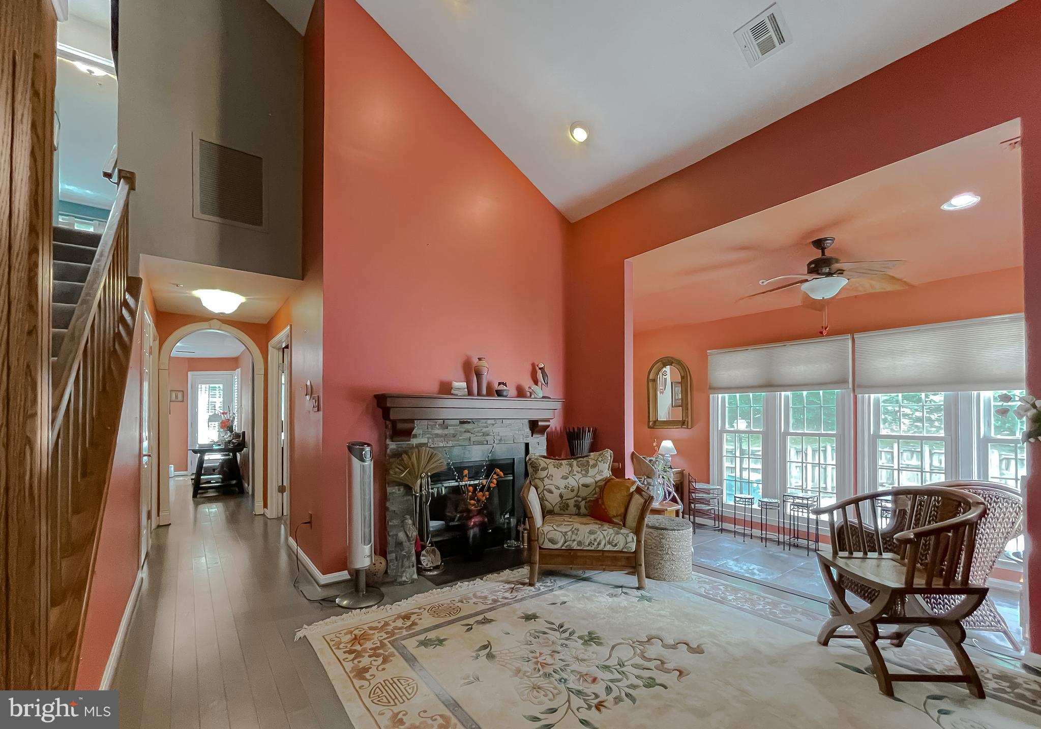 This fully remodeled condo, just minutes from the hub of all things Annapolis has to offer is awaiting its next owner. Fresh archways have been installed, upgraded flooring, upgraded appliances, well maintained HVAC all welcome you home. Don't miss this pre-inspected condo. A full inspection report comes with this home.