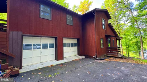 1078 Lakeview Drive, Cross Junction, VA 22625 - MLS#: VAFV2025182