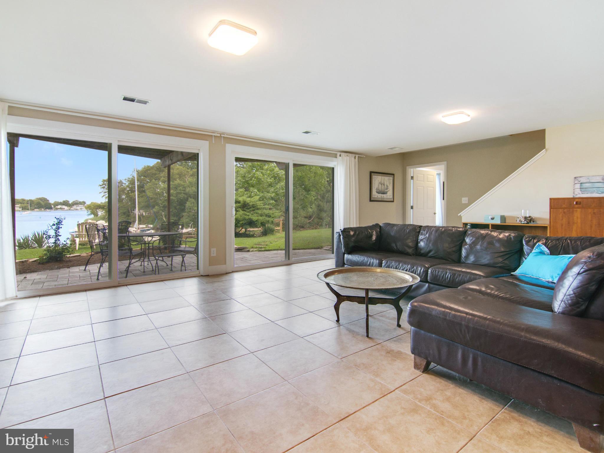 ANCHORAGE - Residential