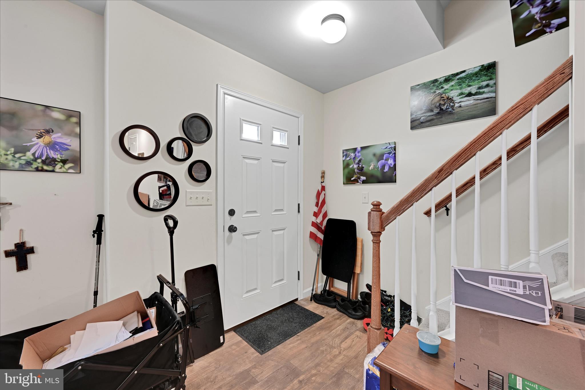 TRAIL SIDE - Residential