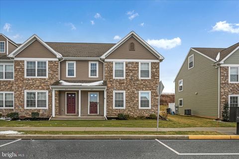 613 BYLER CIRCLE LEBANON PA 17042