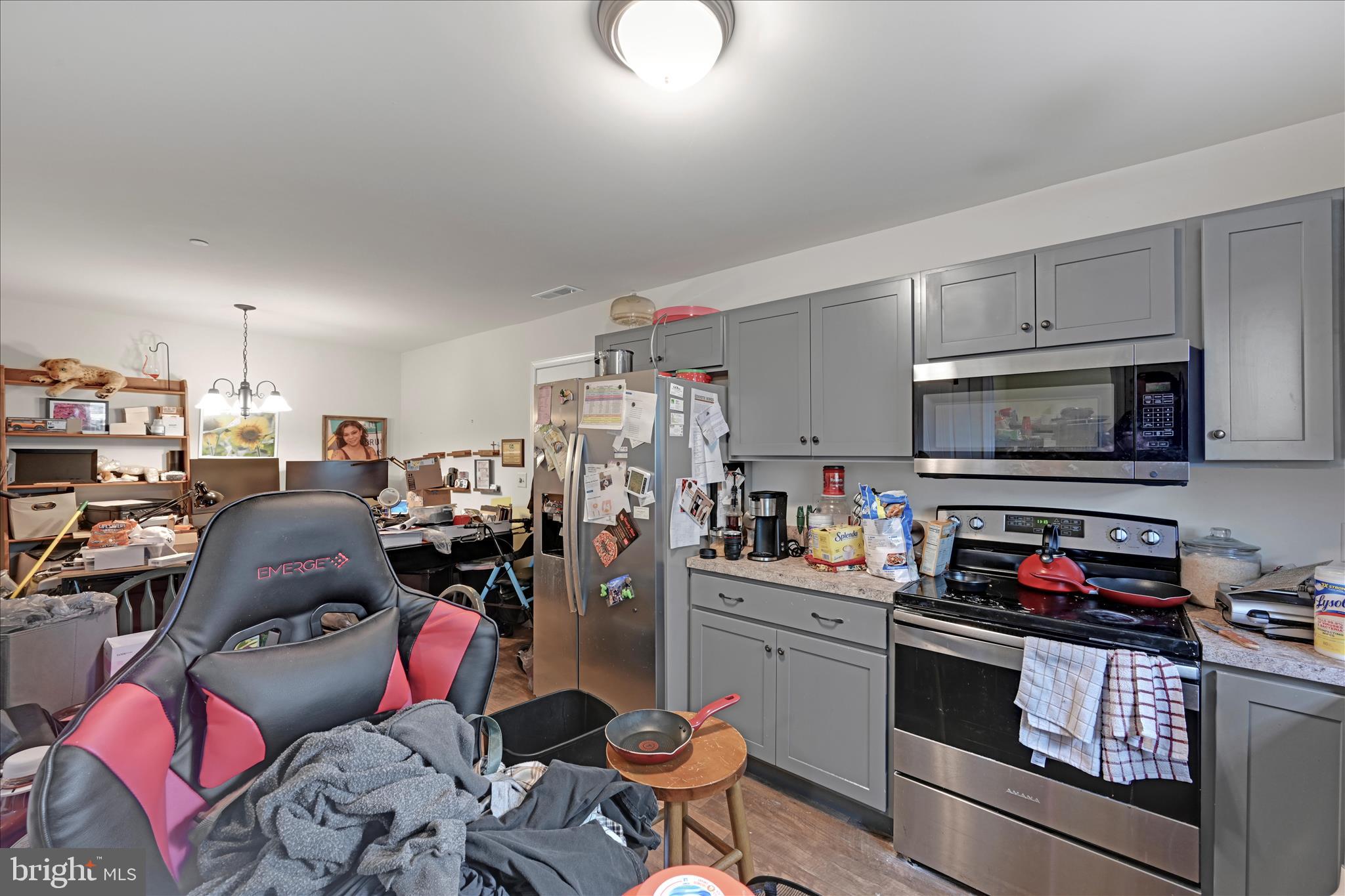 TRAIL SIDE - Residential