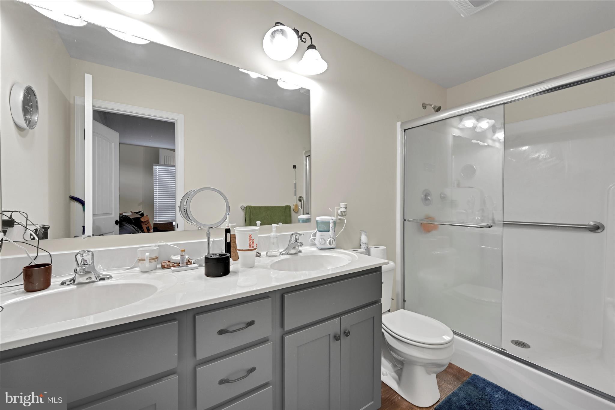 TRAIL SIDE - Residential