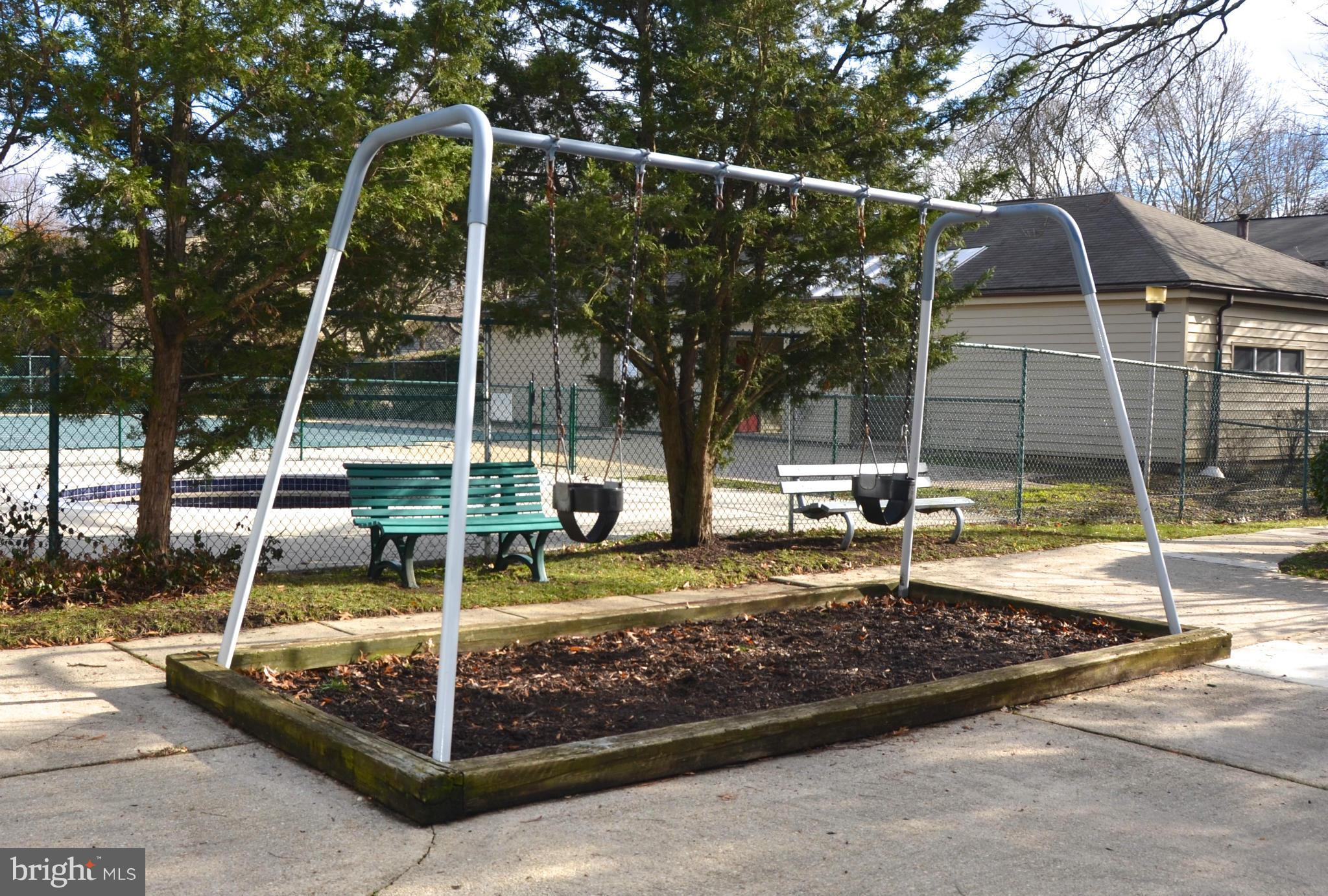 CEDAR RIDGE - Residential