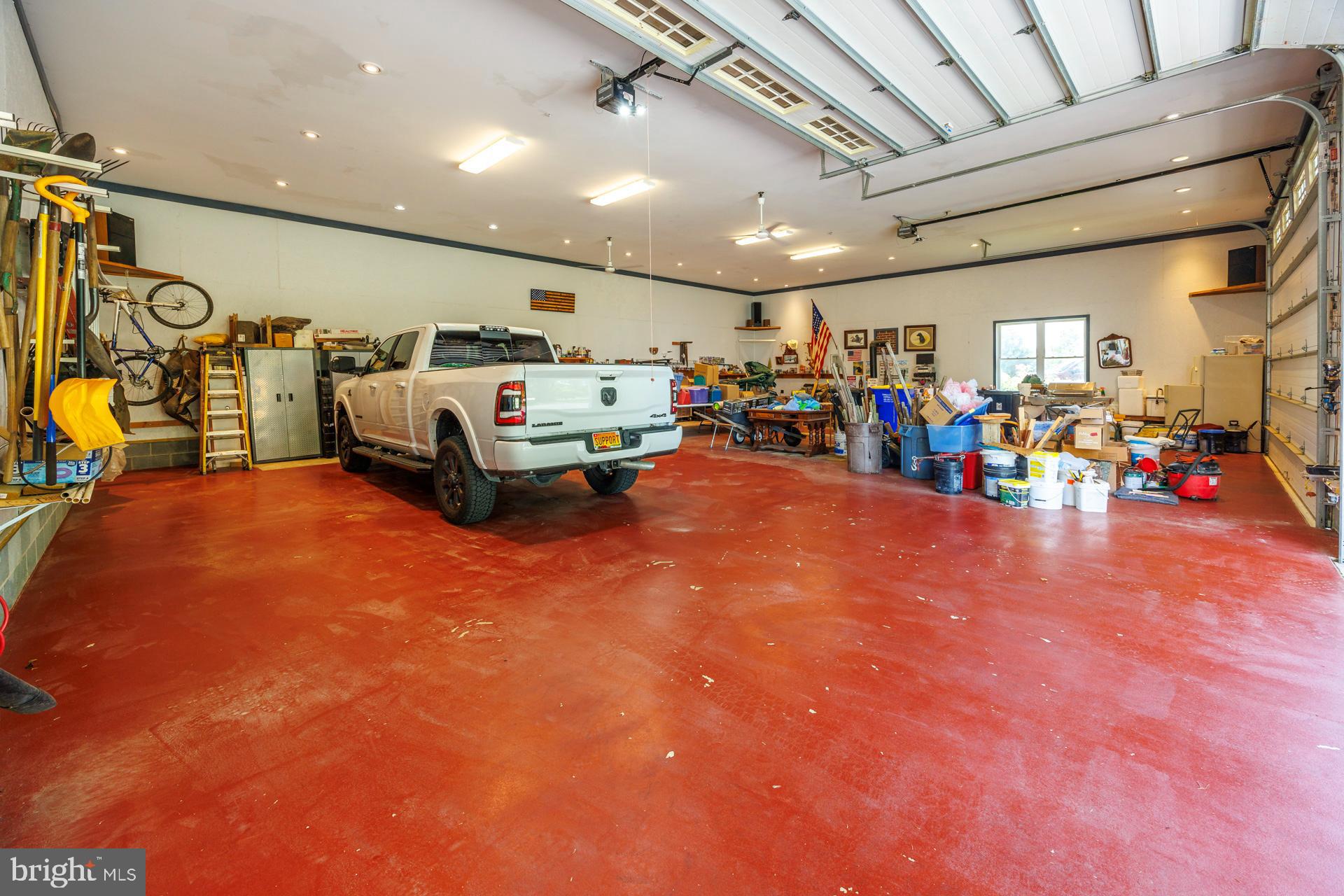 HORNS POINT - Residential