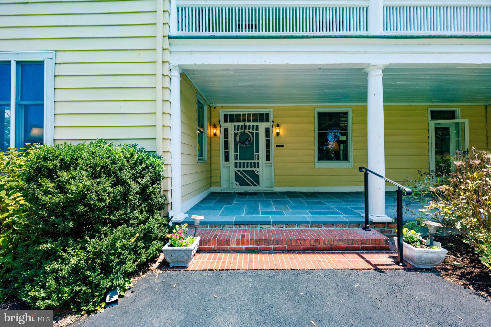 HORNS POINT - Residential