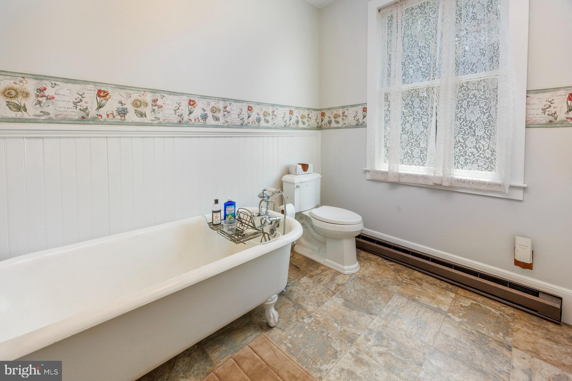 HORNS POINT - Residential